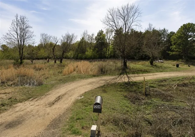 1st image of 1204 W College St, Altus, AR 72821 | MLS# 1358162