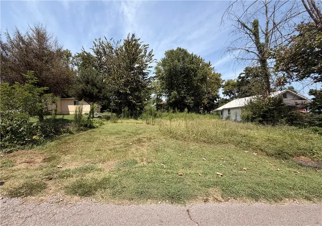 1st image of 1222 W Sevier St, Clarksville, AR 72830 | MLS# 1358160