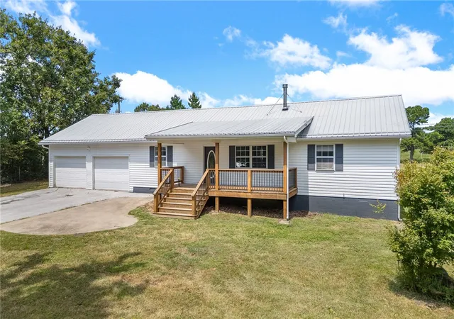 1st image of 7590 Orchard Point Rd, Harrison, AR 72601 | MLS# 1358163