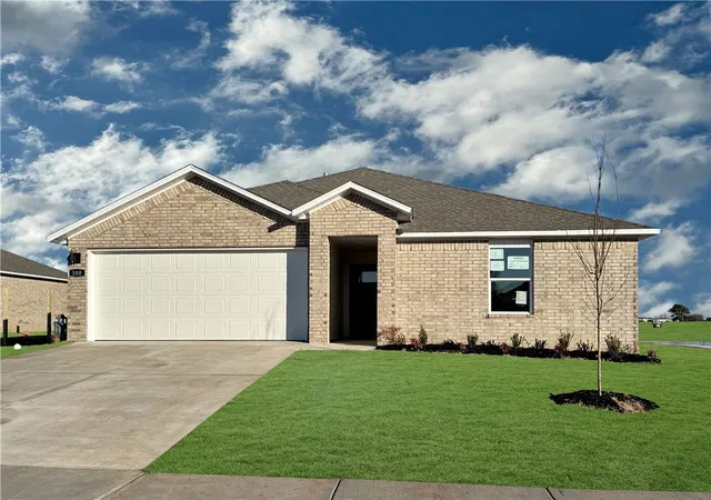 Photo 1 of Single family home for sale at 500 Ratliff Ave, Pea Ridge, AR 72751 | MLS# 1358435 | Listing updated on 2026-08-27