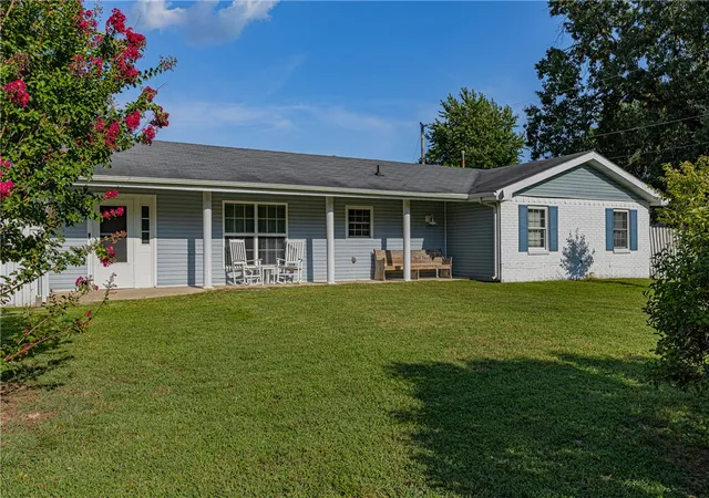 image of 725 Summerhill Dr, Gassville, AR 72635 | MLS# 1358967
