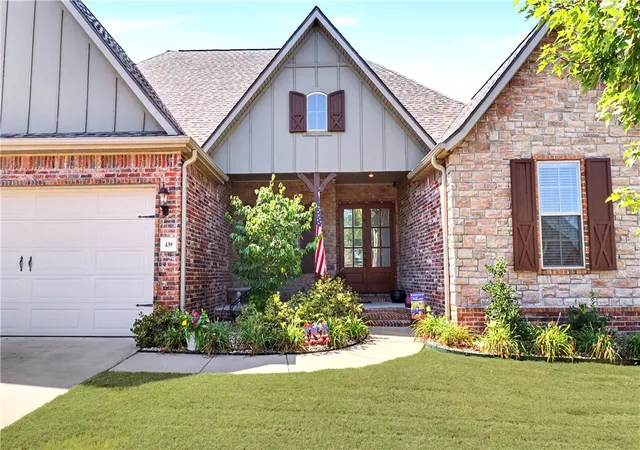 1st image of 439 Penzo Ave, Tontitown, AR 72762 | MLS# 1358337