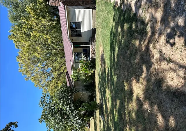 Photo 1 of Single family home for sale at 425 Nw Walker St, Gentry, AR 72734 | MLS# 1359018 | Listing updated on 2026-10-10