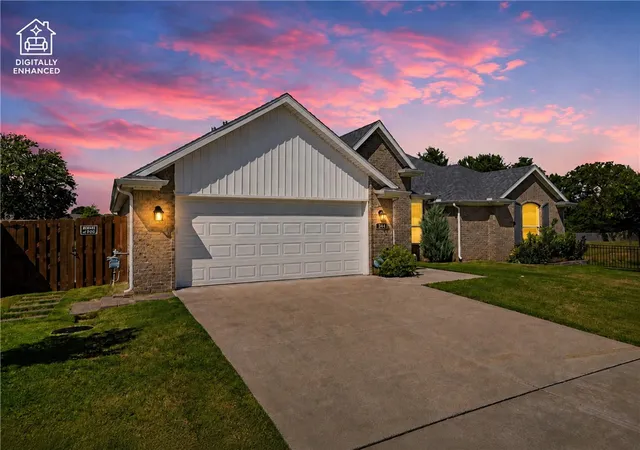Photo 3 of Single family home for sale at 384 Tyler Rd, Farmington, AR 72730 | MLS# 1359453 | Listing updated on 2026-08-27