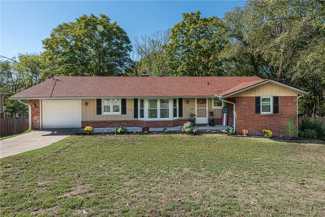 Photo 1 of Single family home for sale at 17 Marazion, Bella Vista, AR 72714 | MLS# 1359543 | Listing updated on 2026-10-25