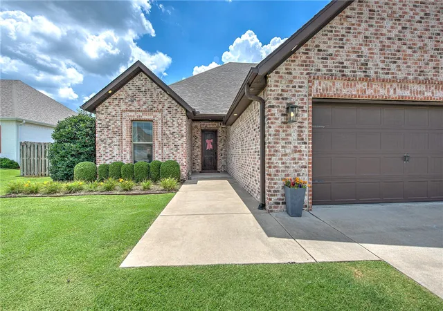 36th image of 909 Via Firenze Ave, Tontitown, AR 72762 | MLS# 1359852
