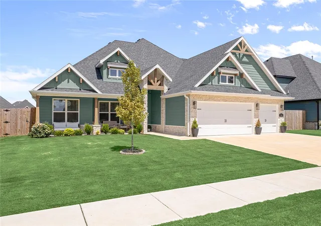 Photo 2 of Single family home for sale at 1140 Red Maple St, Centerton, AR 72719 | MLS# 1359956 | Listing updated on 2026-08-27