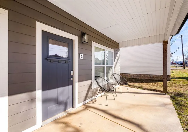 Photo 3 of Single family home for sale at 521 W Chestnut St, Rogers, AR 72756 | MLS# 1359975 | Listing updated on 2026-08-26