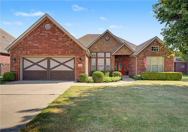 Photo 1 of Single family home for sale at 5310 S Stone Bay Cir, Rogers, AR 72758 | MLS# 1359995 | Listing updated on 2026-09-16