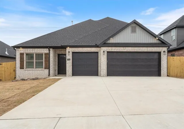Photo 1 of Single family home for sale at 6602 Sw Spindle St, Bentonville, AR 72713 | MLS# 1360152 | Listing updated on 2026-08-27