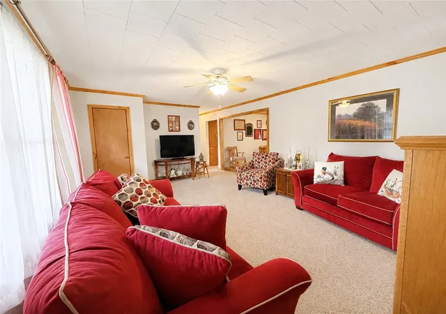 Photo 4 of Single family home for sale at 201 W 1St St, Pineville, MO 64856 | MLS# 1360201 | Listing updated on 2026-08-27