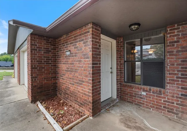 2nd image of 4079 & 4081 N Sunflower Cir, Fayetteville, AR 72703 | MLS# 1360008
