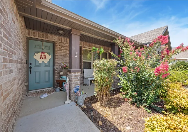 2nd image of 1855 S Harding Pl, Fayetteville, AR 72701 | MLS# 1359965