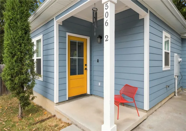 image of 506 S College Ave #2, Fayetteville, AR 72701 | MLS# 1360240