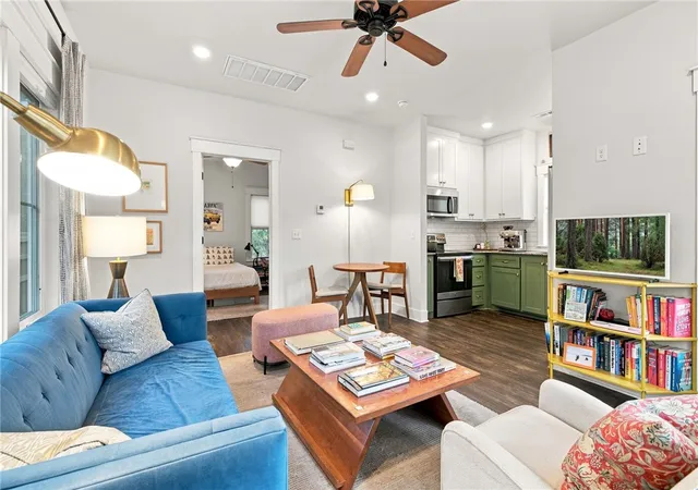 image of 506 S College Ave #2, Fayetteville, AR 72701 | MLS# 1360240