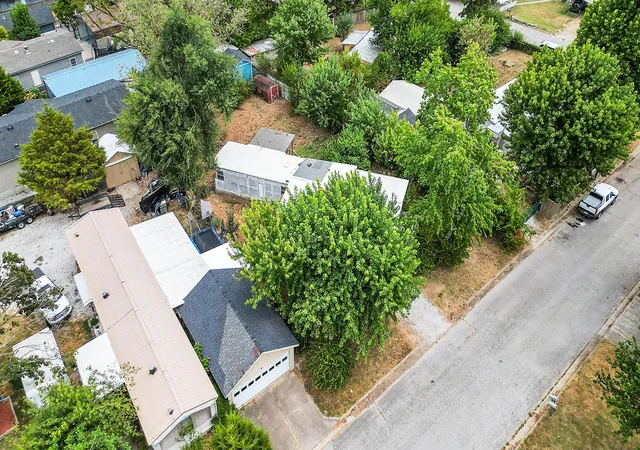 image of 308 39th St, Rogers, AR 72758 | MLS# 1360007