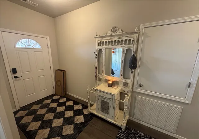 Photo 3 of Single family home for sale at 1641 Greenbank Dr, Centerton, AR 72719 | MLS# 1360082 | Listing updated on 2026-08-28