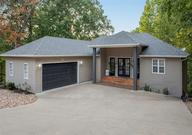 1st image of 14 Hessle Cir, Bella Vista, AR 72714 | MLS# 1359832