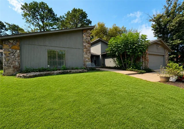 image of 7 Willow Oak Ln, Russellville, AR 72802 | MLS# 1360320