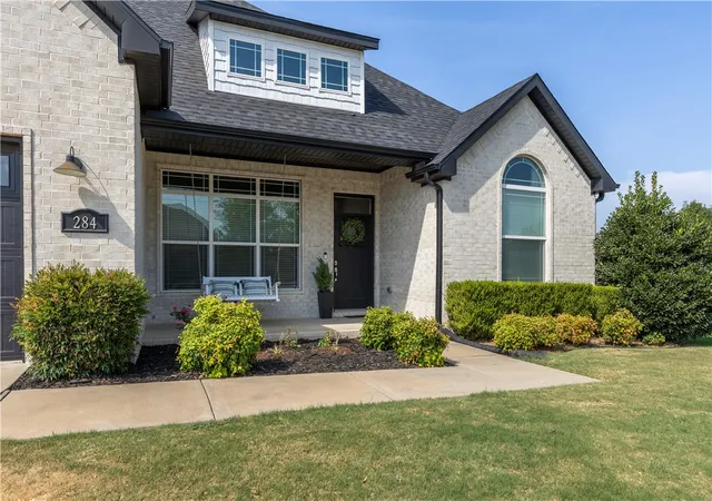 2nd image of 284 Ranalli Ave, Tontitown, AR 72762 | MLS# 1360322