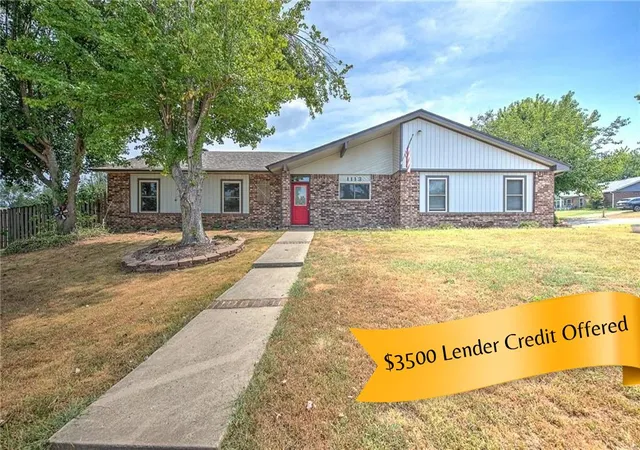 Photo 1 of Single family home for sale at 1113 28th St, Rogers, AR 72758 | MLS# 1360055 | Listing updated on 2026-10-07
