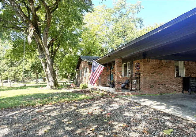 Photo 5 of Single family home for sale at 7437 Sr 124, Russellville, AR 72802 | MLS# 1360350 | Listing updated on 2026-08-28