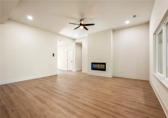 Photo 4 of Single family home for sale at 44 Taransay Dr, Bella Vista, AR 72715 | MLS# 1360352 | Listing updated on 2026-08-28