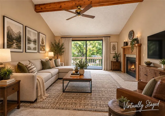 Photo 3 of Townhouse for sale at 4 Wedgewood Ln, Holiday Island, AR 72631 | MLS# 1360323 | Listing updated on 2026-10-01