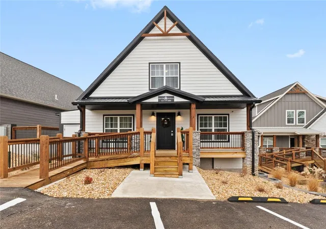Photo 4 of Single family home for sale at 149 Branson Cove Ct #64, Hollister, MO 65672 | MLS# 1360401 | Listing updated on 2026-09-01
