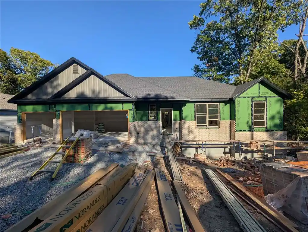 Single family home for sale at 24 Smart Ln, Bella Vista, AR 72715 | MLS# 1360550