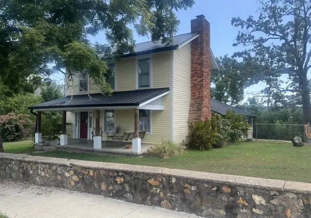Photo 3 of Single family home for sale at 339 Valley St, Yellville, AR 72687 | MLS# 1360630 | Listing updated on 2026-09-01