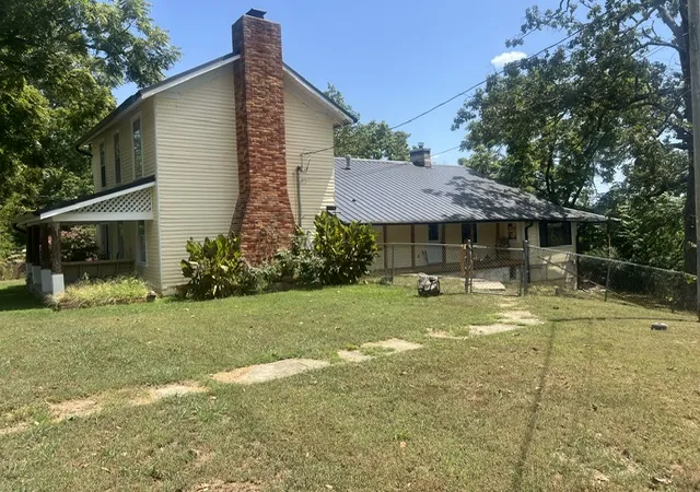 Photo 4 of Single family home for sale at 339 Valley St, Yellville, AR 72687 | MLS# 1360630 | Listing updated on 2026-09-01