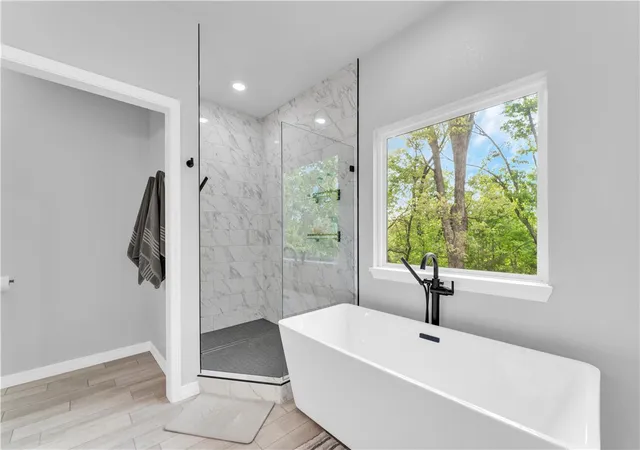 Photo 4 of Single family home for sale at 24 Flint Ln, Washburn, MO 65772 | MLS# 1360667 | Listing updated on 2026-08-31