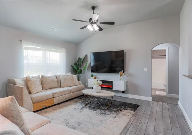 Photo 4 of Single family home for sale at 1512 Leah St, Gentry, AR 72734 | MLS# 1360668 | Listing updated on 2026-09-01