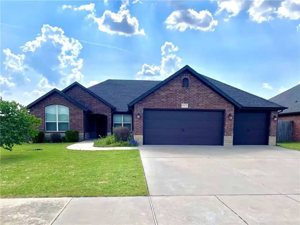 Single family home for sale at 1912 SW Cypress St, Bentonville, AR 72713 | MLS# 1360576