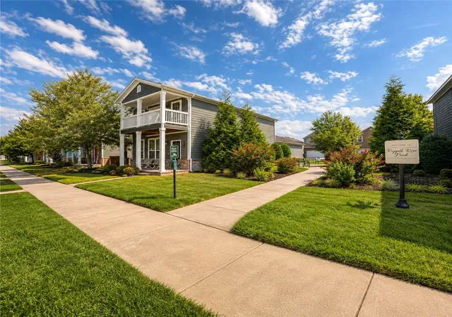 Photo 2 of Single family home for sale at 590 N Keats Dr, Fayetteville, AR 72704 | MLS# 1360740 | Listing updated on 2026-10-11