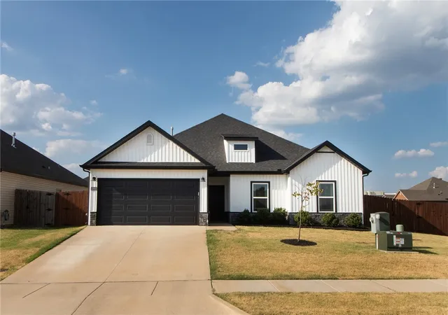 Photo 29 of Single family home for sale at 1000 Sunshine Ct, Centerton, AR 72719 | MLS# 1361008 | Listing updated on 2026-10-11