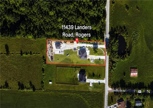 Photo 2 of Single family home for sale at 11439 Landers Rd, Rogers, AR 72756 | MLS# 1361644 | Listing updated on 2026-09-17