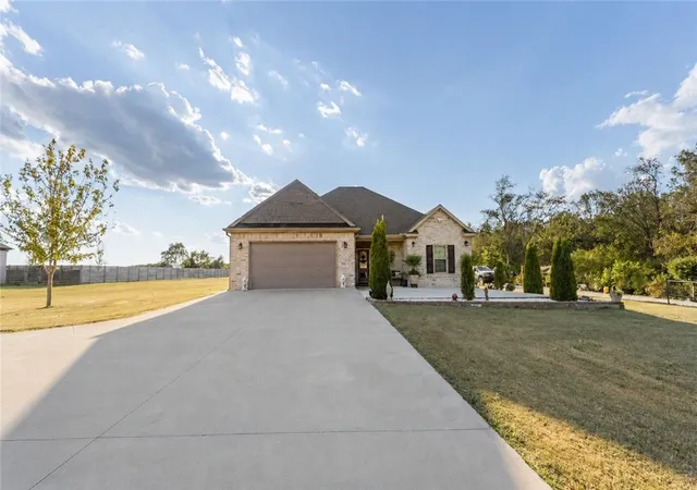 Photo 3 of Single family home for sale at 11439 Landers Rd, Rogers, AR 72756 | MLS# 1361644 | Listing updated on 2026-09-17