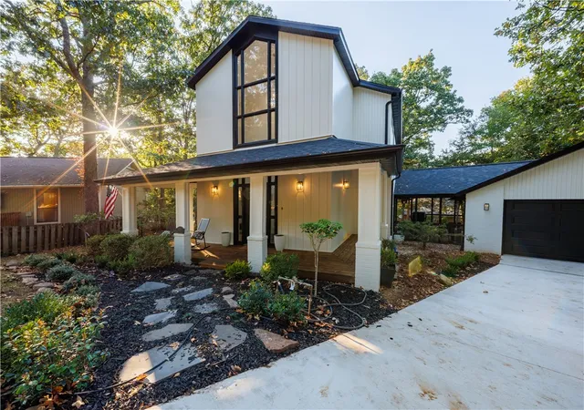 Photo 1 of Single family home for sale at 3215 Wroxton Ct, Fayetteville, AR 72703 | MLS# 1362067 | Listing updated on 2026-09-18