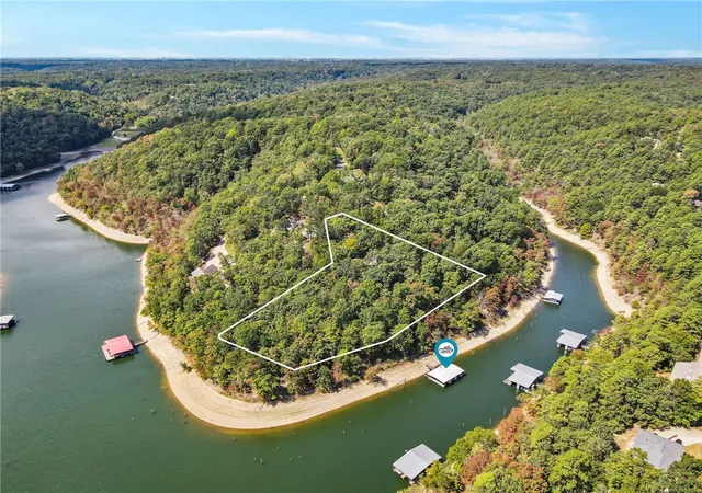Single family home for sale at 9118 Summer Shade Rd, Rogers, AR 72756 | MLS# 1361342
