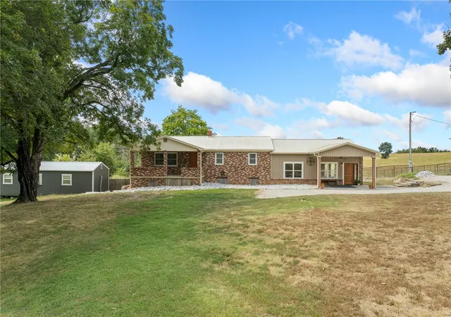 Photo 1 of Single family home for sale at 776 County Rd 811, Green Forest, AR 72638 | MLS# 1362283 | Listing updated on 2026-10-10