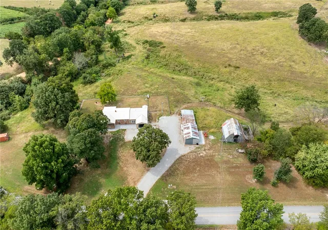 Photo 3 of Single family home for sale at 776 County Rd 811, Green Forest, AR 72638 | MLS# 1362283 | Listing updated on 2026-10-10