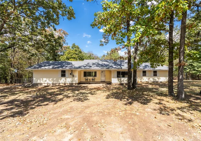 Photo 1 of Single family home for sale at 701 Spears Dr, Siloam Springs, AR 72761 | MLS# 1362233 | Listing updated on 2026-10-07