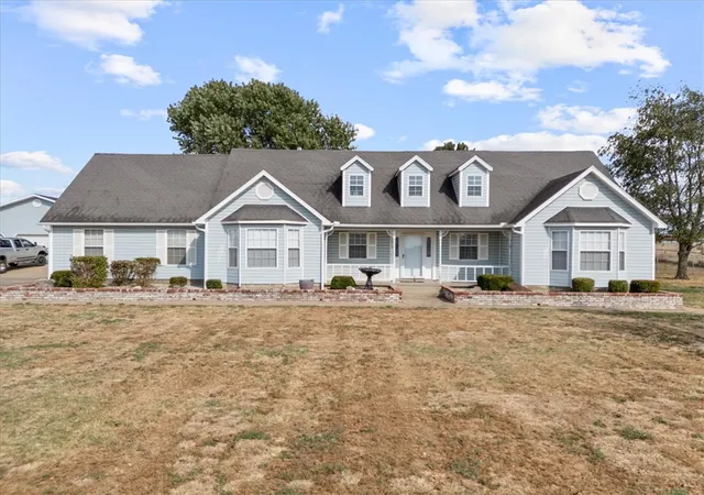 Photo 2 of Sale Pending at 11516 Pleasant Hl Rd, Lincoln, AR 72744 | MLS# 1362401 | Listing updated on 2026-10-11