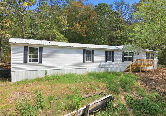 Photo 1 of Manufactured home for sale at 10080 S Highway 265, Fayetteville, AR 72701 | MLS# 1361076 | Listing updated on 2026-10-02