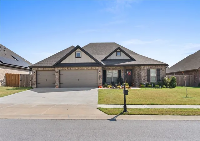 Photo 1 of Single family home for sale at 790 Soldera Rd, Tontitown, AR 72762 | MLS# 1362249 | Listing updated on 2026-09-19