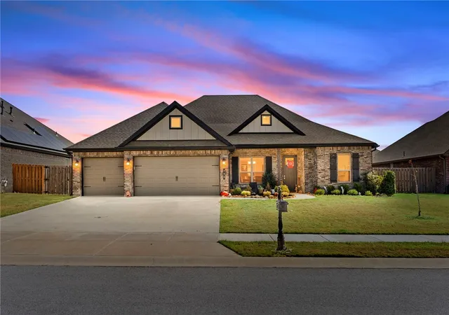 Photo 2 of Single family home for sale at 790 Soldera Rd, Tontitown, AR 72762 | MLS# 1362249 | Listing updated on 2026-09-19