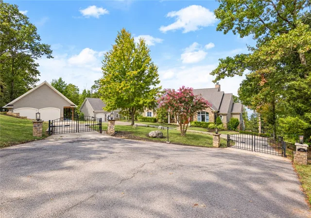 Photo 2 of Mansion for sale at 8866 Kilpatrick Rd, Rogers, AR 72756 | MLS# 1362337 | Listing updated on 2026-09-22