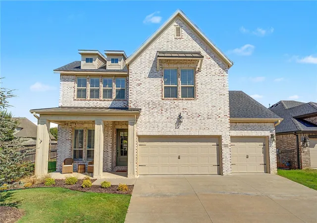 Photo 1 of Single family home for sale at 2208 Sw Hampton Ave, Bentonville, AR 72713 | MLS# 1362384 | Listing updated on 2026-09-23